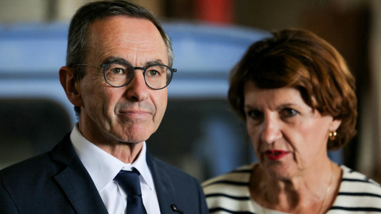 France: le gouvernement serre les rangs face à la pétition contre la loi Duplomb