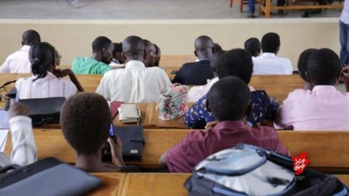 La vie ici - L'Université du Burundi: codes et coutumes