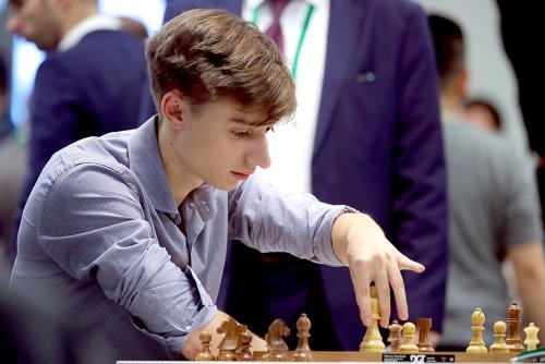Даниил Дубов поборется за победу в онлайн-турнире по быстрым шахматам - Российская газета