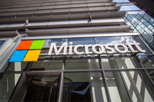 Microsoft приостановила работу в России - Российская газета