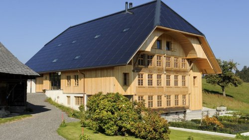 In-Dach-Solaranlagen und Solarziegel: Elegante Alternativen zur klassischen Aufdach-Solaranlage