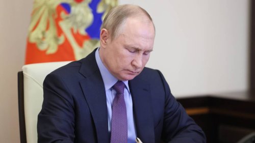 Russland: Putin könnte Kriegsrecht ausrufen, um Wahlen zu verhindern
