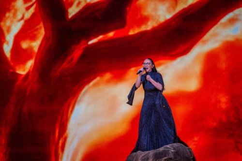 Griechenland beim ESC 2025: So stimmen Sie für „Asteromata“ von Klavdia ab