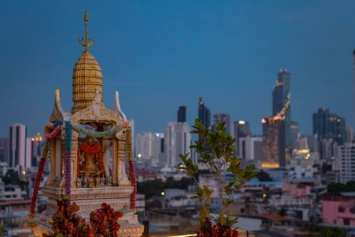 Bangkok: Erdbeben der Stärke 7,3 erschüttert Thailands Hauptstadt
