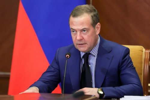 Russland: Ex-Kremlchef Medwedew droht mit Krieg gegen Nato