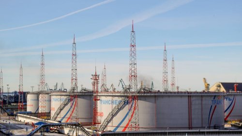 Neuer Mechanismus angekündigt: Russland will Öl-Preisdeckel des Westens nicht hinnehmen