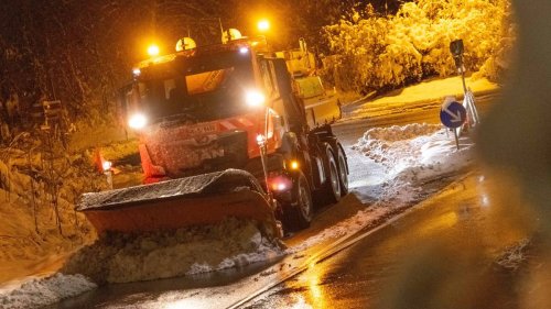 Erneute Unfälle durch Eis und Schnee - weiterhin Warnung vor Glätte
