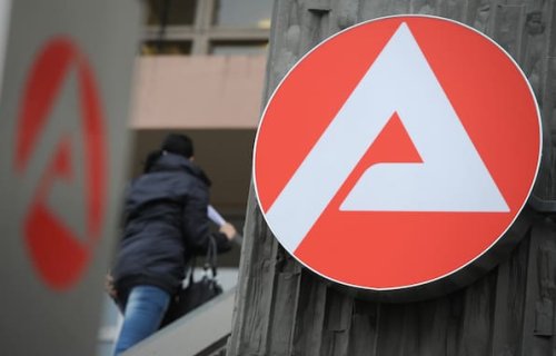 Zahl der Langzeitarbeitslosen ohne deutschen Pass steigt deutlich
