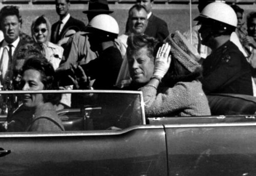 Trump veröffentlicht als geheim eingestufte Kennedy-Akten