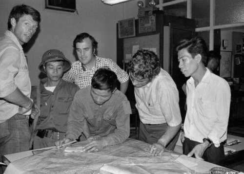 Was die drei AP-Reporter, die beim Fall von Saigon zurückblieben, berichten