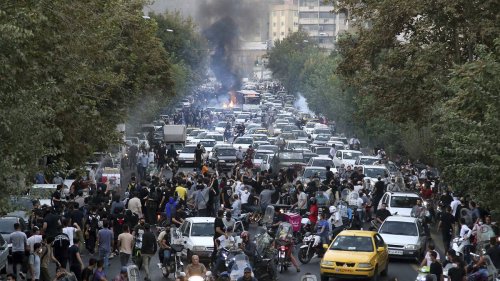 Fünf Demonstranten im Iran wegen „Mordes“ zum Tode verurteilt