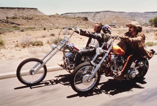 Neues Waterboys-Album: „Life, Death And Dennis Hopper“ feiert Hollywood-Rebellen