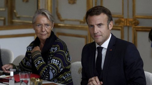 Pullover statt Krawatte: Französische Regierungspolitiker kommen warm angezogen zur Arbeit