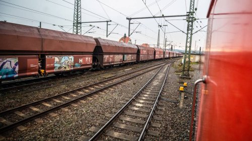 Bahn kann Transport versorgungsrelevanter Güter „nicht versprechen“