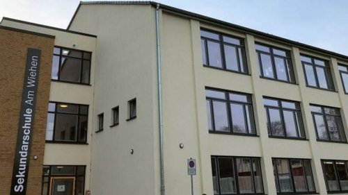 Minden: Fünftklässlerin sollte verprügelt und dabei gefilmt werden – Vater verletzt offenbar Mitschülerin