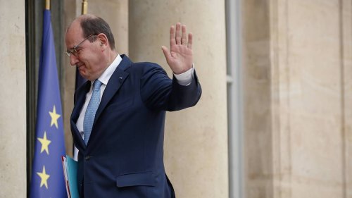 Französische Regierung reicht Rücktritt ein