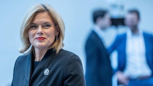 Fraktionen klären Kandidaten für Bundestagspräsidium
