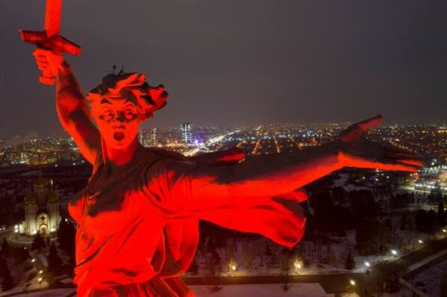Russland: Mann stirbt im Kopf von gigantischem Stalingrad-Denkmal