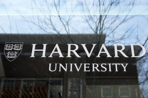Elite-Uni Harvard verklagt US-Regierung wegen Streit über Milliarden-Förderung