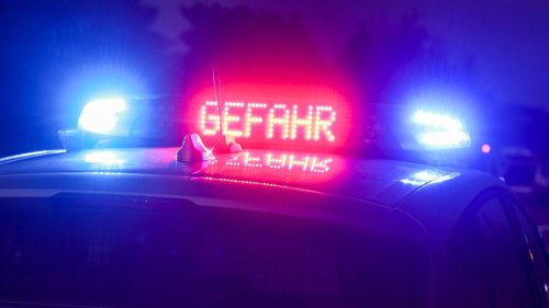 Reizgas in Festzelt bei Hameln verteilt - mehr als 50 Verletzte