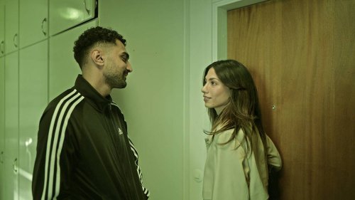 Wenn sich Parallelwelten berühren: Die Netflix-Serie „Schnelles Geld“