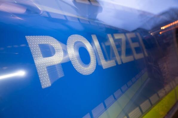 Weilheim an der Teck: Mann schlägt Zwölfjährigen auf Bolzplatz ins Gesicht