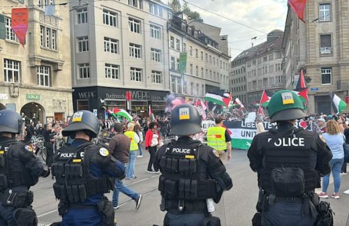 ESC 2025: Protest bei Israel-Auftritt – Wasserwerfer vor Halle