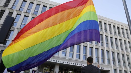 Studie zum Pride Month: Sinkende Unterstützung für LGBTQI+