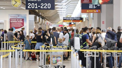 Personalmangel in der Flugbranche: Regierung will Helfer aus dem Ausland einsetzen