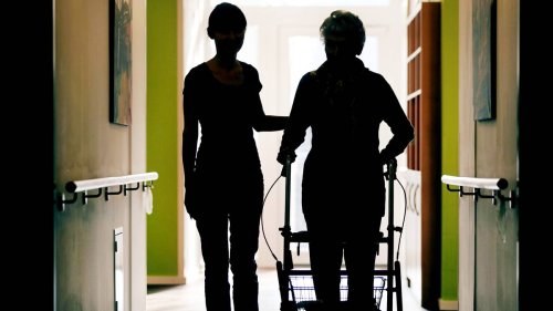 Pflegeratspräsidentin: Von den Versprechen der Politik ist bei Pflegenden „noch nichts angekommen“