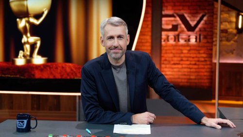 Sebastian Pufpaff nach Corona-Infektion zurück bei „TV total“: „Ich bin Mr. 4G“
