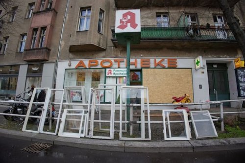Berlin: Hausdurchsuchung wegen Kugelbomben-Explosion