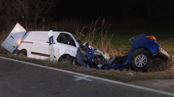 Nahe Emden: Eltern bei Unfall gestorben, Kind überlebt schwer verletzt