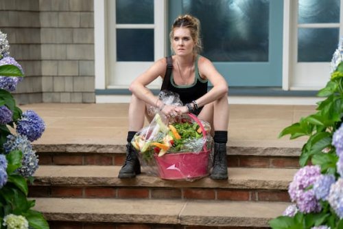 „Sirens“ auf Netflix: Milliardärs-Drama mit Julianne Moore