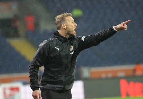 Kurz vor der Relegation: Braunschweig wechselt den Trainer aus