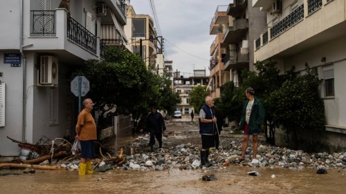 Erneut Überschwemmungen in Griechenland – Hubschrauber bei Einsatz abgestürzt