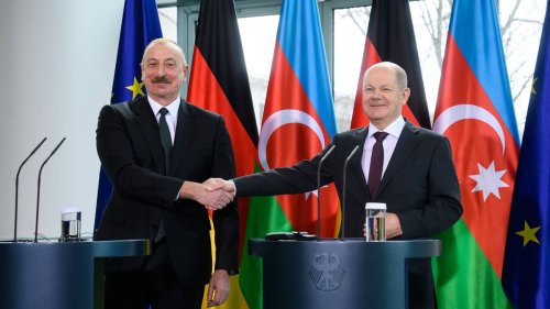 Olaf Scholz lobt Aserbaidschans Diktator Ilham Aliyev