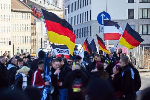 Neonazi-Demo in Berlin: Mehrere Festnahmen und Rangeleien