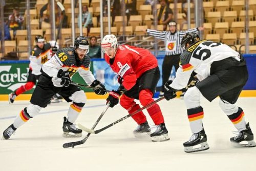 Debakel bei Eishockey-WM: Deutschland vom Vizeweltmeister Schweiz vorgeführt