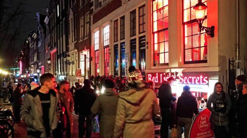Junge männliche Touristen aus Großbritannien sind in Amsterdam nicht mehr willkommen