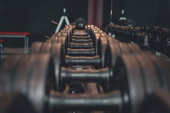 Für den Wehrdienst: Russland zieht junge Männer aus Fitnessstudios