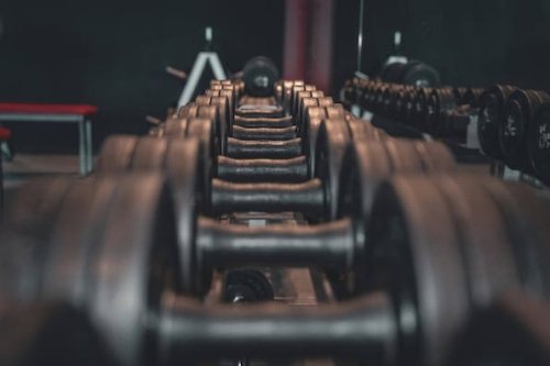 Für den Wehrdienst: Russland zieht junge Männer aus Fitnessstudios
