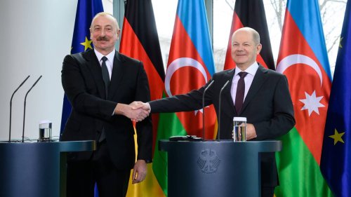 Olaf Scholz und die Begeisterung für den Autokraten aus Baku