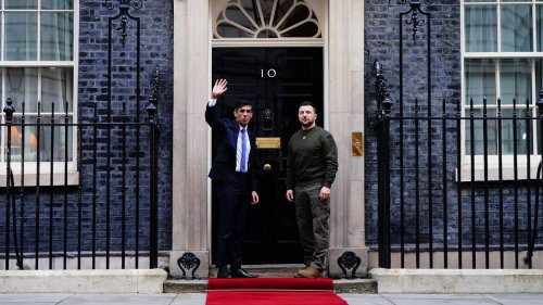 Ukrainischer Präsident Selenskyj in Großbritannien eingetroffen