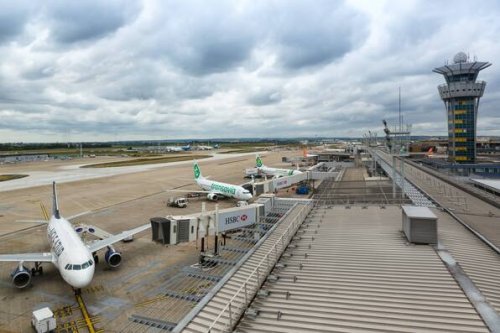 Paris: Zahlreiche Ausfälle nach Panne am Flughafen Orly