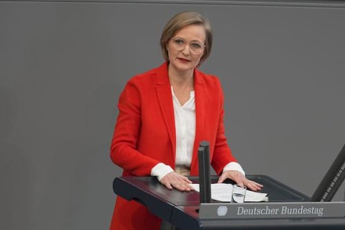 Liveticker zur Bundesratssitzung: Grünen-Vorsitzende Brantner: Merz-CDU hat antiquiertes Frauenbild