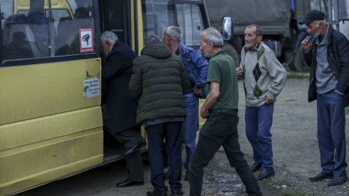 Letzter Flüchtlingsbus aus Berg-Karabach in Armenien eingetroffen