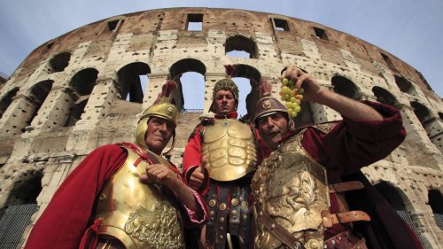 Gladiatoren erpressen Rom-Touristen mit 500 Euro für ein Selfie