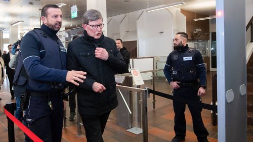 Kardinal Woelki bestreitet Vorwürfe vor Gericht