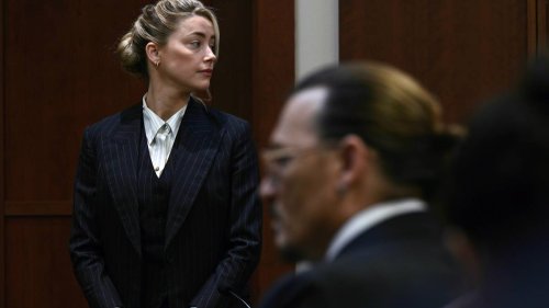 Amber Heard im Kreuzverhör: Depp-Anwälte stellen Übergriff mit Wodka-Flasche in Frage